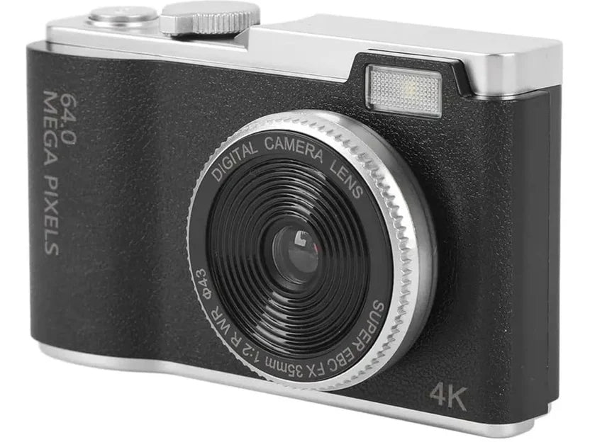 Digitalni retro fotoaparat za decu – kamera sa igricama, video snimanjem i ekranom 2.4
